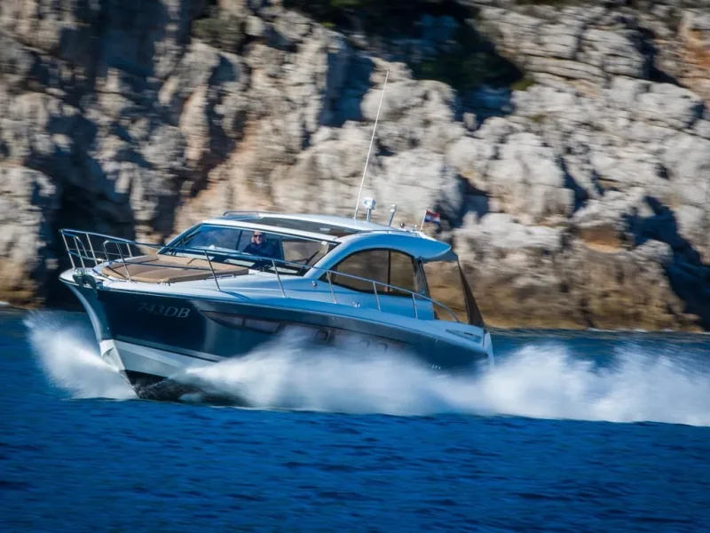 Jeanneau Leader 10 sport cruiser yacht charter Dubrovnik